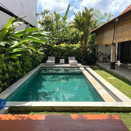 Heart Of Canggu - Villa Embra エクステリア 写真